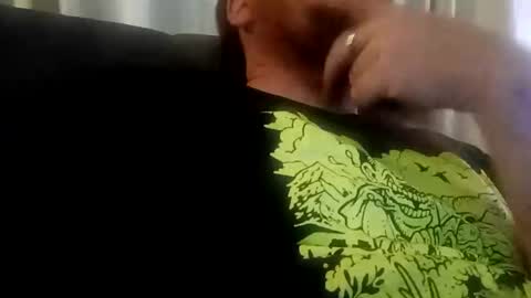 D online show from November 22, 2025, 9:41 am