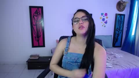 Dahiana online show from February 12, 2025, 3:05 pm