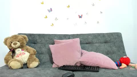 dahianaroa online show from February 18, 2026, 12:45 pm