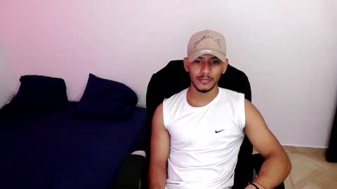 Snapshot of damiann_rees chatting on February 25, 2026, 4:49 pm instagram damiannreed. online show from February 25, 2026, 4:49 pm