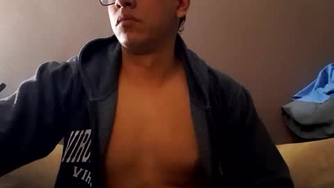 Snapshot of damnsexy0102 chatting on February 9, 2026, 4:38 am DamnSexy0102 online show from February 9, 2026, 4:38 am