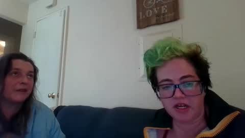 Snapshot of dani_alaska chatting on February 23, 2025, 7:44 am Dani online show from February 23, 2025, 7:44 am