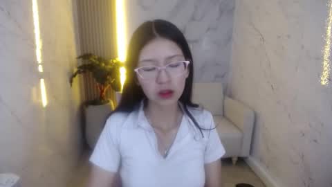 Snapshot of dani_tf chatting on February 28, 2026, 1:12 pm dani_tf online show from February 28, 2026, 1:12 pm