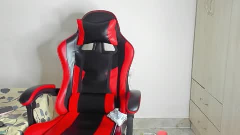 DANIEL online show from November 26, 2025, 4:52 pm