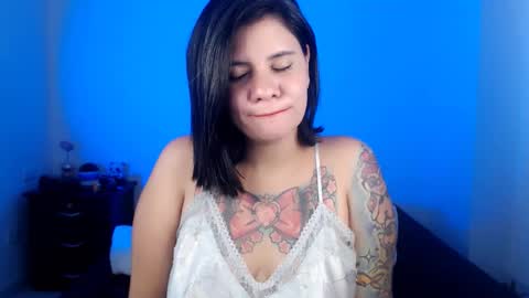 daniellerain online show from January 10, 2025, 4:12 am