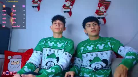 Snapshot of daniels_devil chatting on December 22, 2025, 2:52 am daniels online show from December 22, 2025, 2:52 am