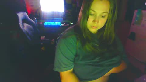 Snapshot of daniphantom444 chatting on December 30, 2024, 2:09 am Daniphantom444 online show from December 30, 2024, 2:09 am