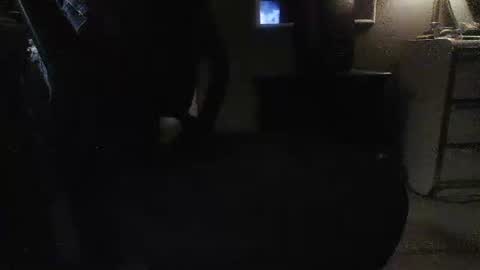 Snapshot of dannyb618 chatting on December 17, 2025, 1:00 am Danielle online show from December 17, 2025, 1:00 am