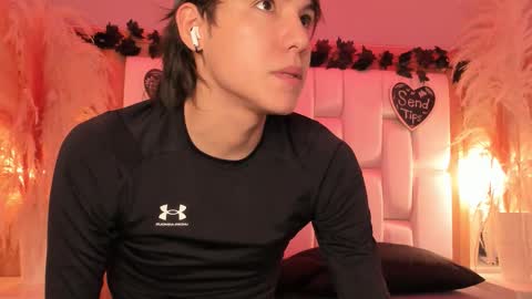 Snapshot of daphne_and_roger chatting on February 28, 2026, 11:11 am daphne_and_roger online show from February 28, 2026, 11:11 am