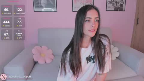 daphne_cooper1 online show from February 20, 2026, 12:51 am