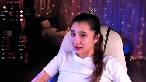 Belle online show from December 17, 2024, 5:07 am