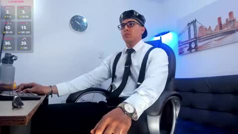 Dash online show from October 7, 2025, 11:18 am