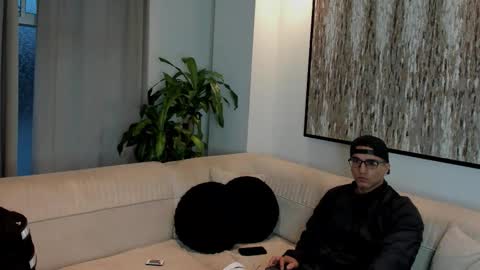 Dash online show from February 12, 2026, 11:16 am