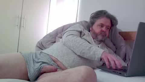 Dave notts online show from February 26, 2025, 10:26 am