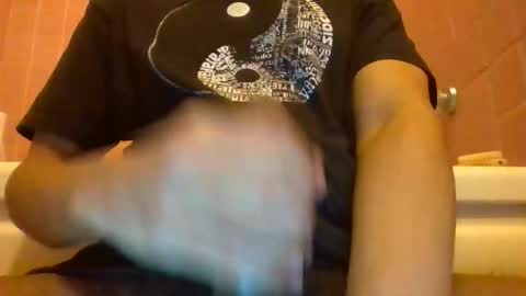 Snapshot of davidbigdick24 chatting on February 2, 2026, 7:23 pm David online show from February 2, 2026, 7:23 pm