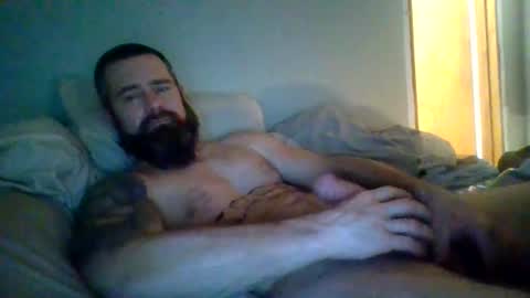 Snapshot of ddady22 chatting on January 1, 2025, 2:41 am ddady22 online show from January 1, 2025, 2:41 am