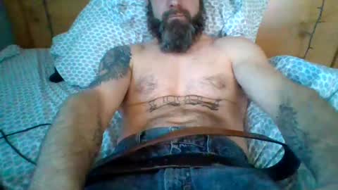 Snapshot of ddady22 chatting on March 8, 2025, 10:24 pm ddady22 online show from March 8, 2025, 10:24 pm