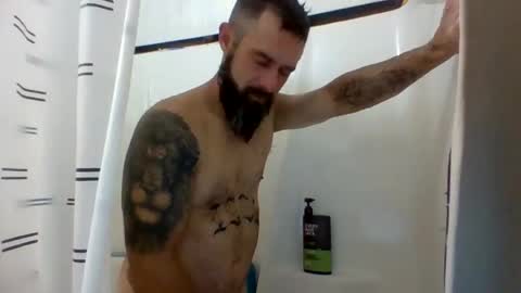 Snapshot of ddady22 chatting on October 18, 2025, 11:05 pm ddady22 online show from October 18, 2025, 11:05 pm