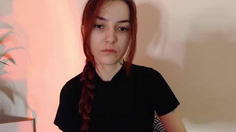 Snapshot of dead_girll chatting on January 17, 2026, 1:43 am freak online show from January 17, 2026, 1:43 am