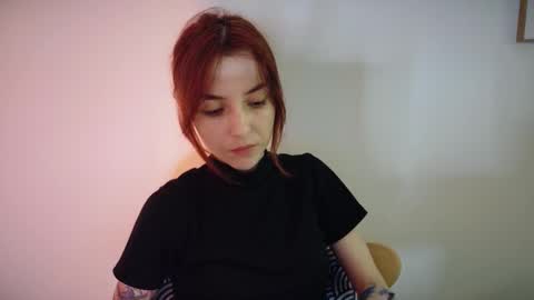 Snapshot of dead_girll chatting on February 19, 2026, 1:45 am freak online show from February 19, 2026, 1:45 am