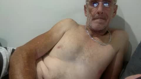 Snapshot of deanofflove221000 chatting on February 22, 2026, 6:17 pm deanofflove221000 online show from February 22, 2026, 6:17 pm