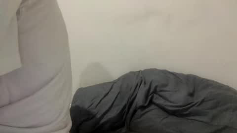 Snapshot of deanofflove221000 chatting on February 25, 2026, 1:48 am deanofflove221000 online show from February 25, 2026, 1:48 am