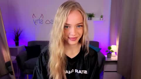 Snapshot of dear_tessa chatting on February 28, 2026, 12:39 pm Tessa online show from February 28, 2026, 12:39 pm