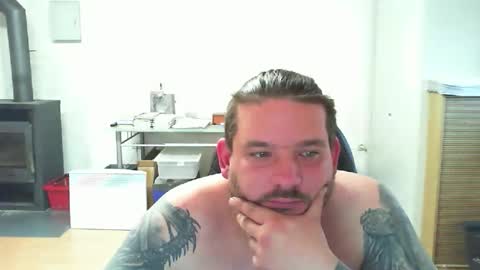 deinspielzeug87 online show from December 14, 2025, 1:27 pm