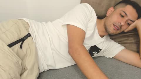 Snapshot of derek_vall chatting on March 6, 2025, 1:16 am derek_vall online show from March 6, 2025, 1:16 am