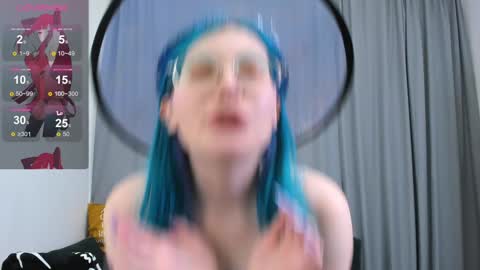 Snapshot of derpy_hooves chatting on February 1, 2025, 12:40 am Cherry online show from February 1, 2025, 12:40 am