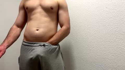 Snapshot of dertom_xxx chatting on February 2, 2026, 10:08 pm Tom online show from February 2, 2026, 10:08 pm