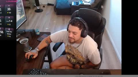 desertadventurer25 online show from September 9, 2025, 9:25 pm