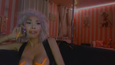 Snapshot of destiny_702 chatting on November 9, 2025, 12:14 pm IMMACULATE BEAUTY online show from November 9, 2025, 12:14 pm