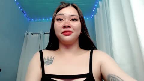 Snapshot of destinyroxie chatting on January 2, 2025, 9:22 am ROXIE online show from January 2, 2025, 9:22 am