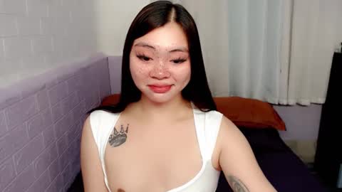 Snapshot of destinyroxie chatting on February 19, 2025, 5:49 am ROXIE online show from February 19, 2025, 5:49 am