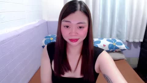 Snapshot of destinyroxie chatting on March 9, 2025, 5:44 am ROXIE online show from March 9, 2025, 5:44 am