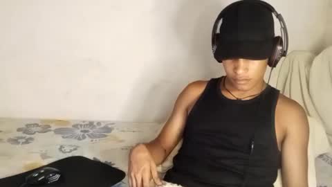 Snapshot of deus_steim chatting on September 19, 2025, 5:31 am deus_steim online show from September 19, 2025, 5:31 am