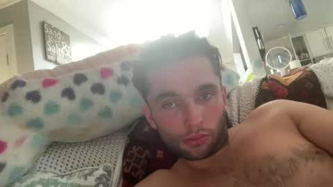 devyy333 online show from October 5, 2025, 9:34 pm