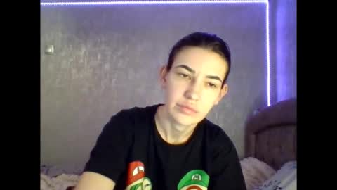 Diamond Dana online show from February 8, 2026, 2:42 pm