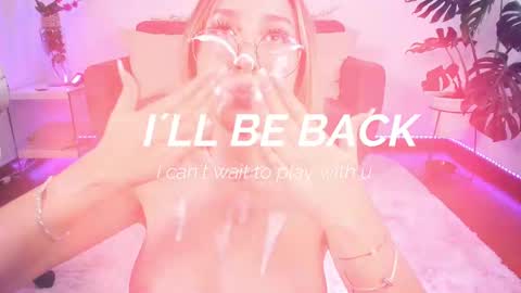 Snapshot of dina_ride chatting on December 6, 2024, 12:27 pm online show from December 6, 2024, 12:27 pm