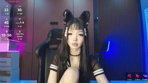 Snapshot of dion_lee9 chatting on March 1, 2026, 4:31 pm Reina online show from March 1, 2026, 4:31 pm