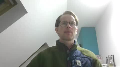 Snapshot of discovery_99 chatting on December 4, 2025, 5:21 pm discovery_99 online show from December 4, 2025, 5:21 pm