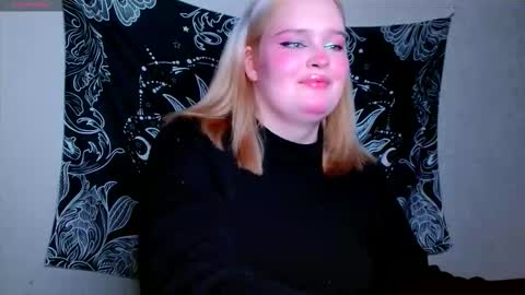 Snapshot of dolled_up_cvnt chatting on January 31, 2026, 11:47 pm Miss Rose online show from January 31, 2026, 11:47 pm