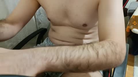 Snapshot of dominantboy77 chatting on January 14, 2025, 10:44 pm dominantboy77 online show from January 14, 2025, 10:44 pm