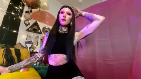 Snapshot of dominatrixmars chatting on February 9, 2025, 3:11 am Dominatrix Esther Mars online show from February 9, 2025, 3:11 am