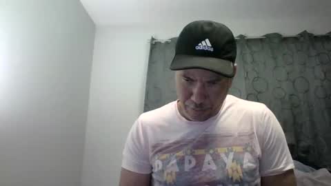 Snapshot of dominicanorico chatting on February 11, 2025, 1:20 am luis online show from February 11, 2025, 1:20 am