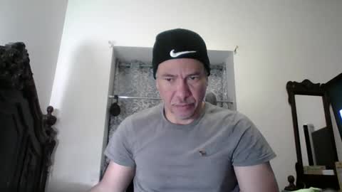 Snapshot of dominicanorico chatting on January 11, 2026, 2:55 pm luis online show from January 11, 2026, 2:55 pm