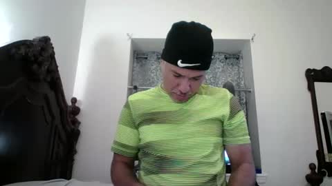 Snapshot of dominicanorico chatting on January 16, 2026, 11:20 pm luis online show from January 16, 2026, 11:20 pm