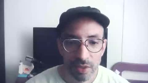 Snapshot of don__chi chatting on December 23, 2024, 3:23 pm don__chi online show from December 23, 2024, 3:23 pm