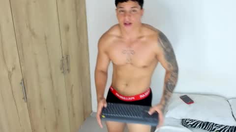 Snapshot of drakesmith02 chatting on January 9, 2026, 10:55 pm Drake Smith online show from January 9, 2026, 10:55 pm